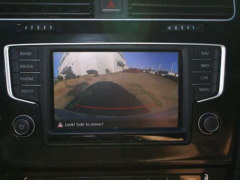 Used 2016 Volkswagen GTI Autobahn w/ Lighting Package (SEL) image 17