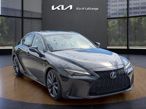 Used 2022 Lexus IS 350 F Sport image 3