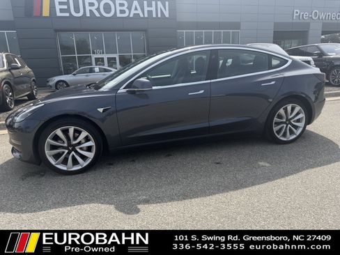 Used 2018 Tesla Model 3 Long Range RWD image 26