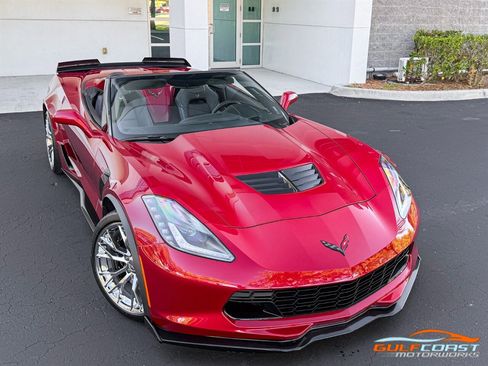 Used 2015 Chevrolet Corvette Z06 w/ 3LZ Preferred Equipment Group image 83
