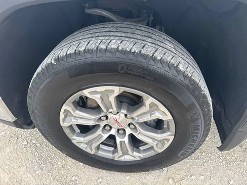 Used 2025 GMC Sierra 1500 SLT RWD image 29