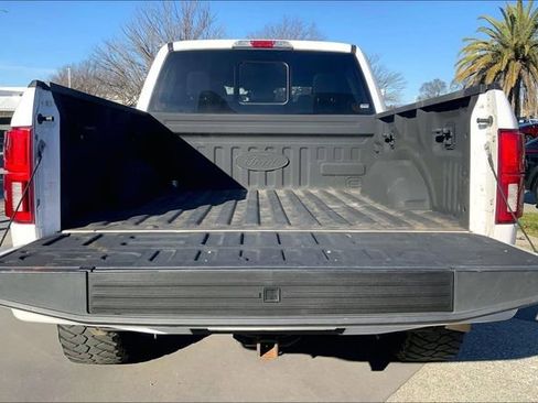 Used 2018 Ford F150 Lariat image 35