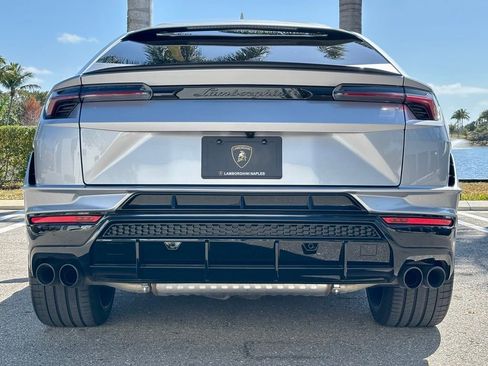Used 2023 Lamborghini Urus S image 8