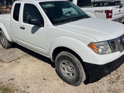 Used 2018 Nissan Frontier S image 7