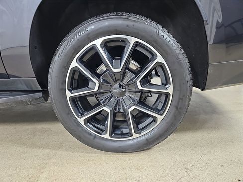 Certified 2024 Chevrolet Suburban RST w/ Luxury Package image 45