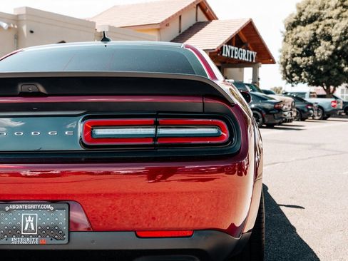 Used 2023 Dodge Challenger SRT Hellcat RWD image 15