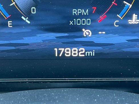 Used 2026 Chevrolet Equinox LT AWD/4WD image 5