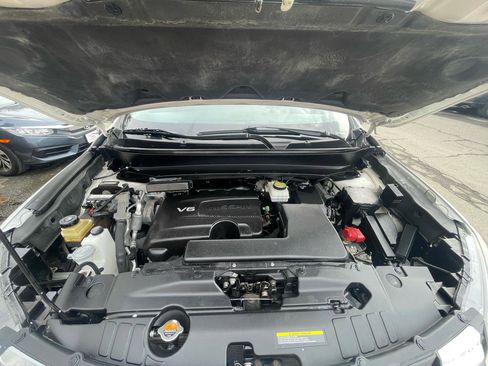 Used 2017 Nissan Pathfinder S image 20