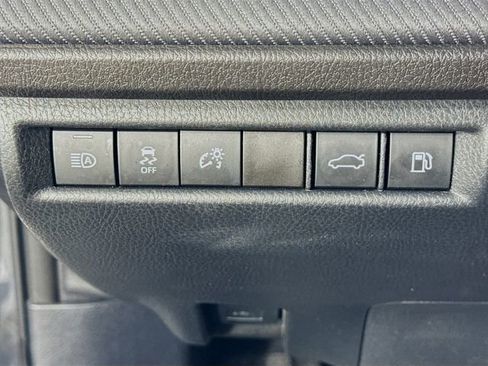 Certified 2025 Toyota Camry SE image 10