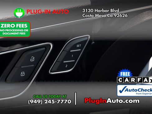 Used 2017 Audi Q7 3.0T Premium Plus w/ Premium Plus Package AWD/4WD image 24