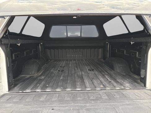 Used 2021 Chevrolet Silverado 2500 High Country w/ Z71 Off-Road Package image 9