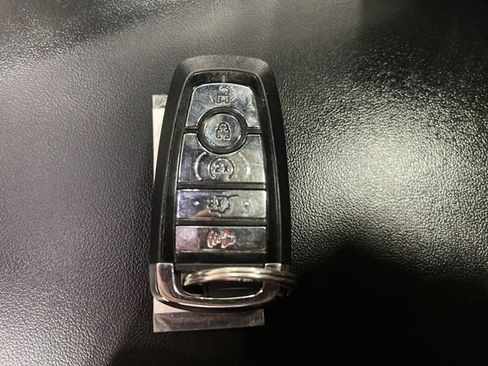 Used 2022 Lincoln Aviator Reserve w/ Equipment Group 201A image 28