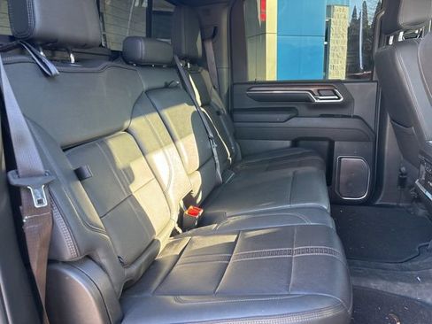 Used 2024 Chevrolet Silverado 3500 High Country w/ High Country Premium Package image 31