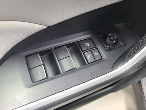 Used 2022 Toyota RAV4 XLE Premium AWD/4WD image 23