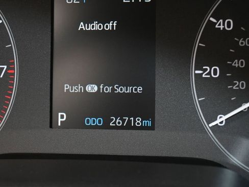 Used 2024 Toyota Corolla LE image 31