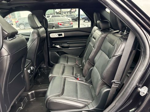 Used 2021 Ford Explorer ST w/ Equipment Group 401A AWD/4WD image 13