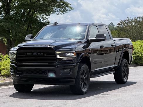 Used 2019 RAM 2500 Laramie AWD/4WD image 2