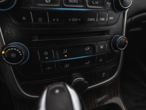 Used 2015 Chevrolet Malibu LT w/ Power Convenience Package FWD image 15