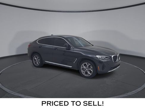 Used 2023 BMW X4 xDrive30i w/ Premium Package AWD/4WD image 2