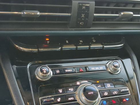 Used 2021 Lincoln Corsair Reserve w/ Elements Package image 19