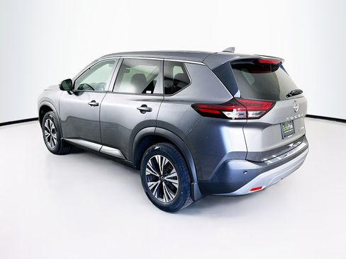 Used 2023 Nissan Rogue SV AWD/4WD image 5