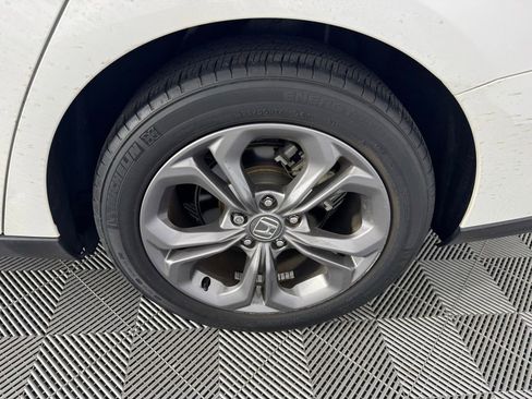 Used 2024 Honda Accord EX image 13
