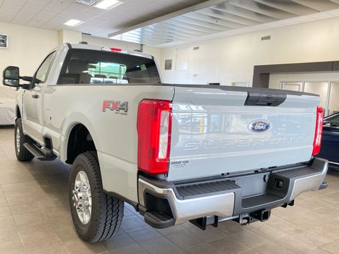 New 2026 Ford F250 XLT w/ FX4 Off-Road Package AWD/4WD image 4