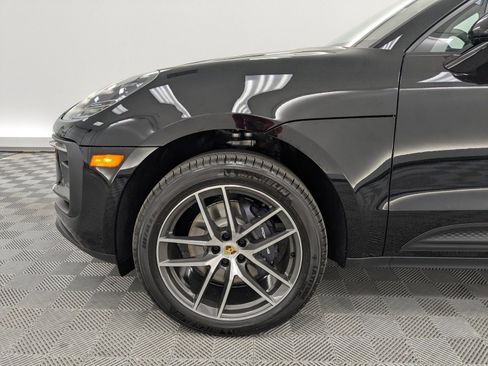 New 2026 Porsche Macan image 24