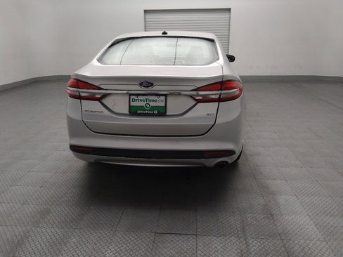 Used 2017 Ford Fusion SE w/ Fusion SE Technology Package FWD image 7