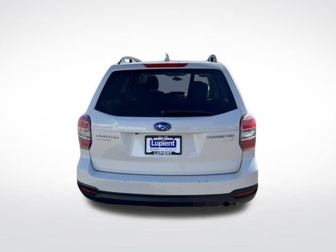 Used 2016 Subaru Forester 2.5i Premium image 5