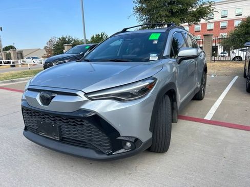 Used 2023 Toyota Corolla Cross AWD Hybrid w/ Convenience Package image 10