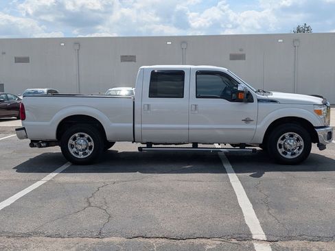 Used 2016 Ford F250 Lariat w/ Chrome Package image 4