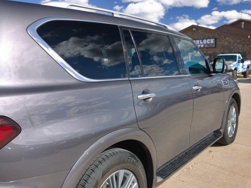 Used 2024 INFINITI QX80 Luxe AWD/4WD image 9