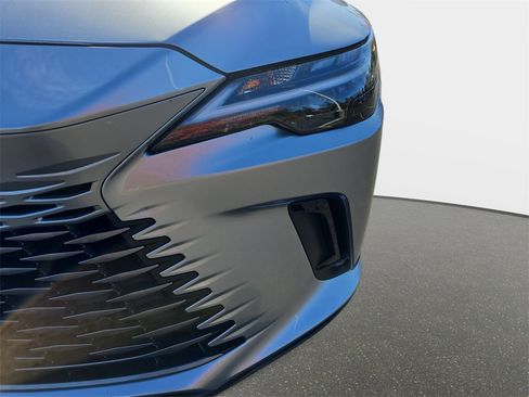 Certified 2024 Lexus RX 350h image 32