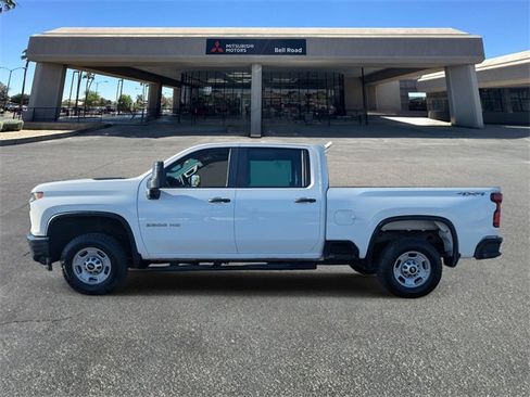Used 2020 Chevrolet Silverado 2500 W/T image 2