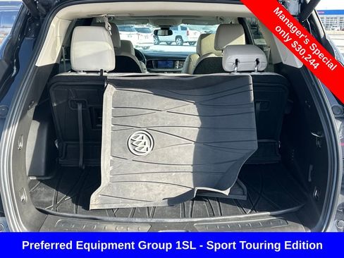 Used 2022 Buick Enclave Essence w/ Experience Buick Package image 9