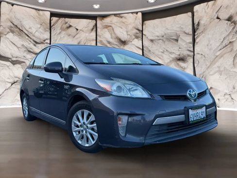 Used 2012 Toyota Prius Prime Plug-In Hybrid FWD image 3
