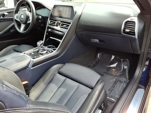Used 2022 BMW M850i xDrive Coupe AWD/4WD image 10