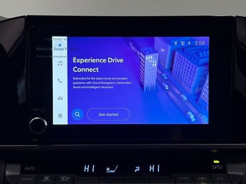 Used 2025 Toyota Camry SE image 27