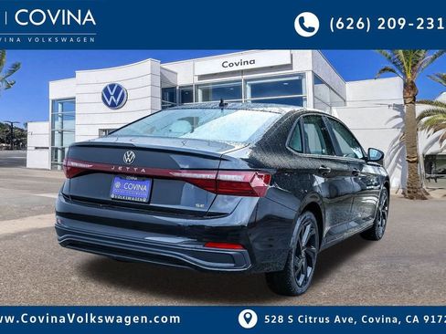 New 2026 Volkswagen Jetta SE image 7