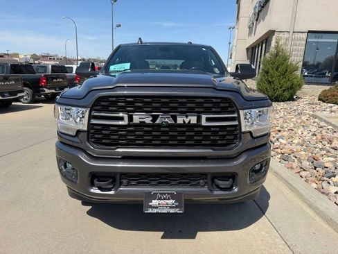Used 2022 RAM 2500 Big Horn w/ Towing Technology Group B AWD/4WD image 2