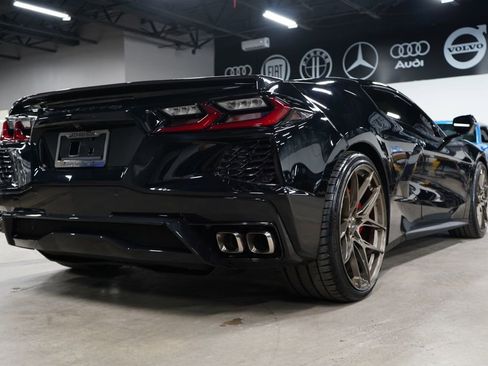 Used 2022 Chevrolet Corvette Stingray Convertible w/ Z51 Performance Package RWD image 4
