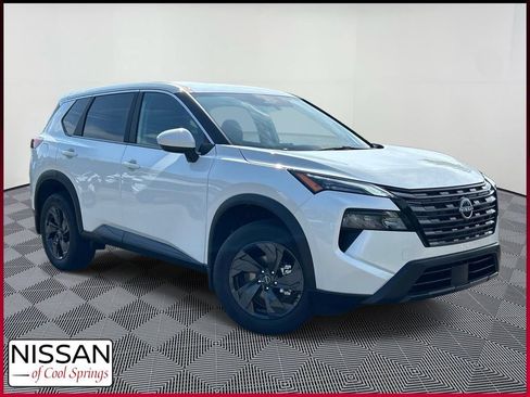 New 2026 Nissan Rogue SV AWD/4WD image 1
