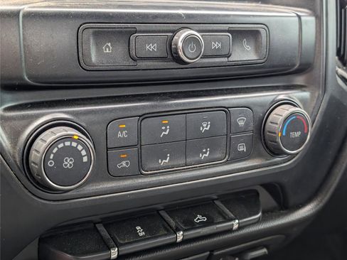 Used 2019 Chevrolet Silverado 1500 W/T w/ WT Convenience Package AWD/4WD image 19