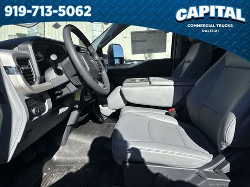 New 2025 Ford F350 XL w/ XL Chrome Package image 17