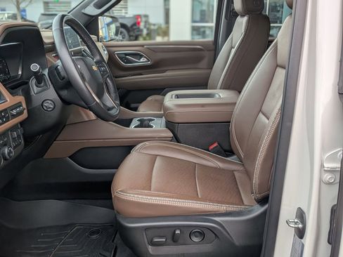 Certified 2022 Chevrolet Suburban High Country w/ Max Trailering Package image 16