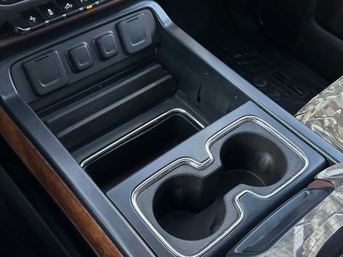 Used 2015 Chevrolet Silverado 3500 High Country w/ Duramax Plus Package image 34