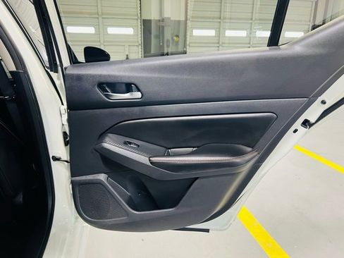 Used 2022 Nissan Altima 2.5 SR image 29