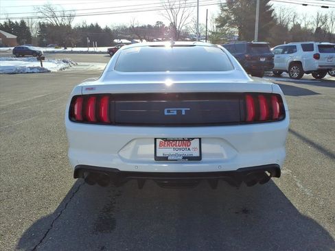 Used 2022 Ford Mustang GT image 11