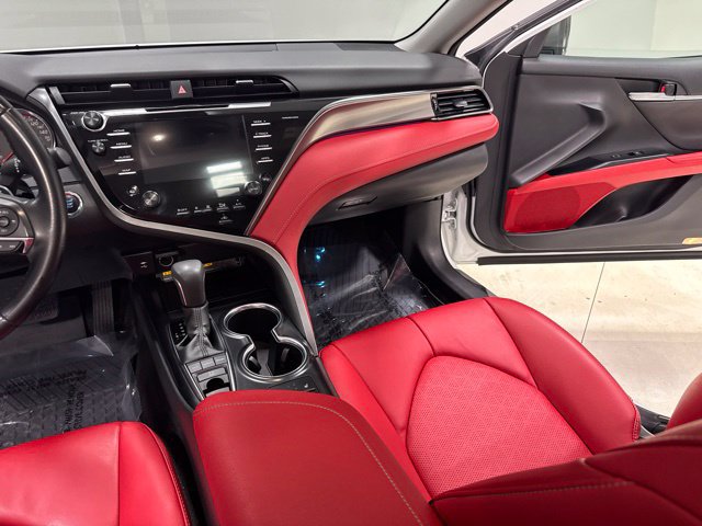 Used 2019 Toyota Camry XSE FWD image 22